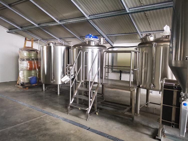 Romania 1000L Brewery Equipment